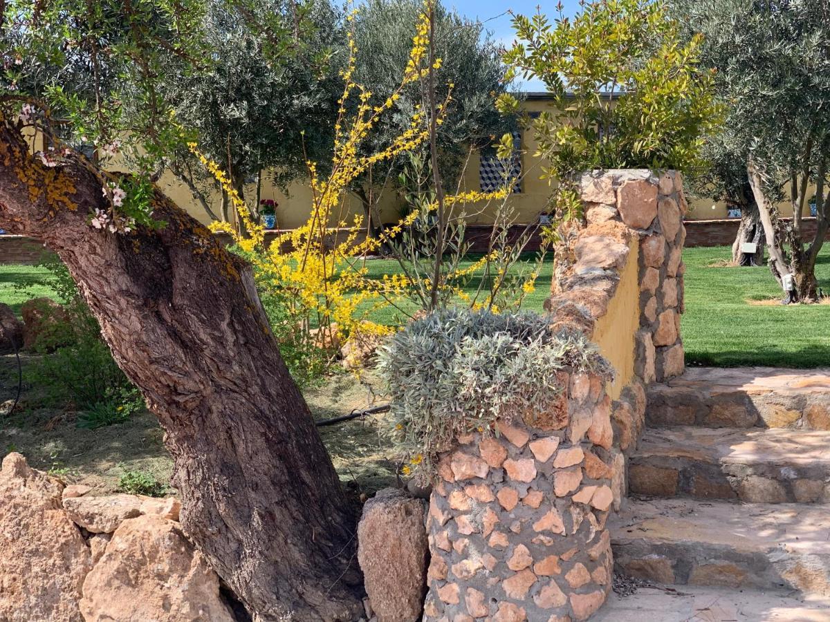 Cortijo Bustamante Guest House Baza Exterior foto