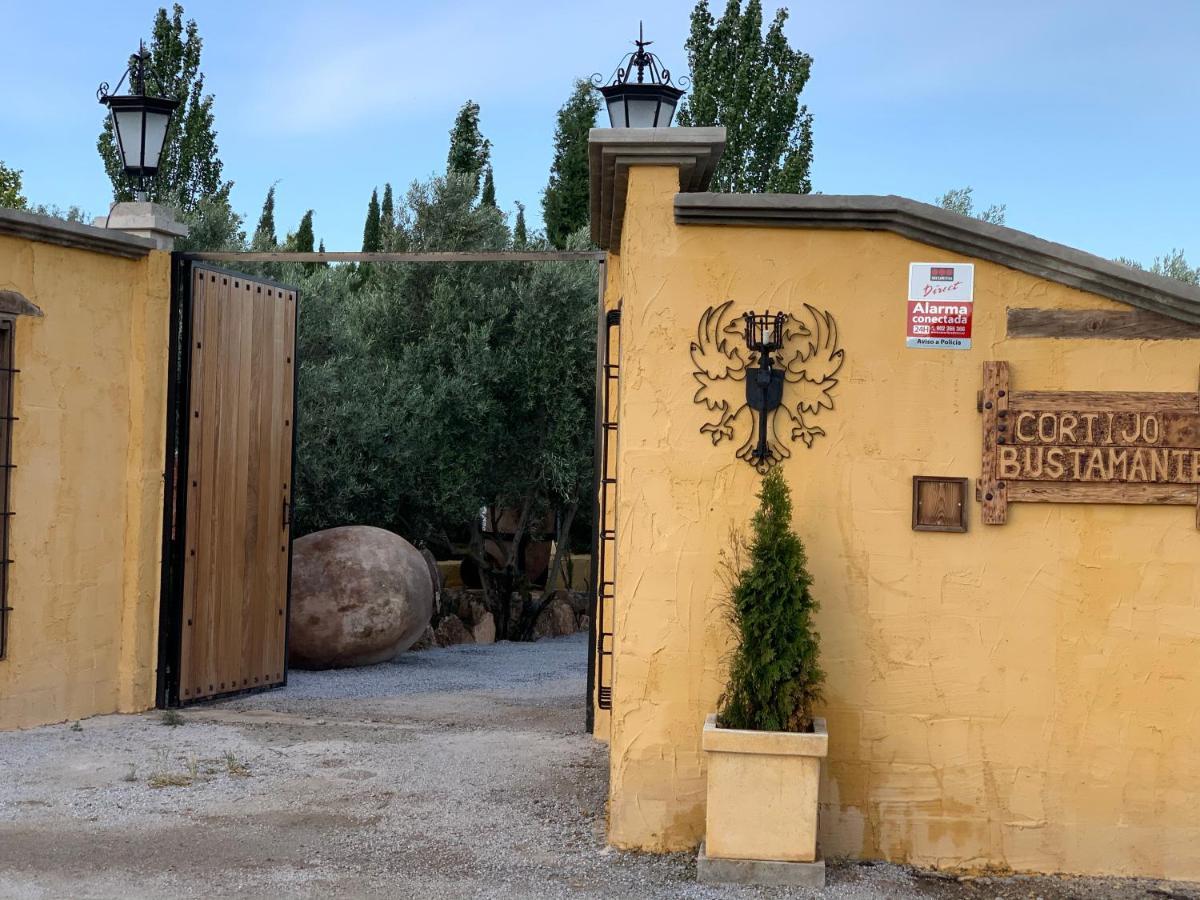 Cortijo Bustamante Guest House Baza Exterior foto