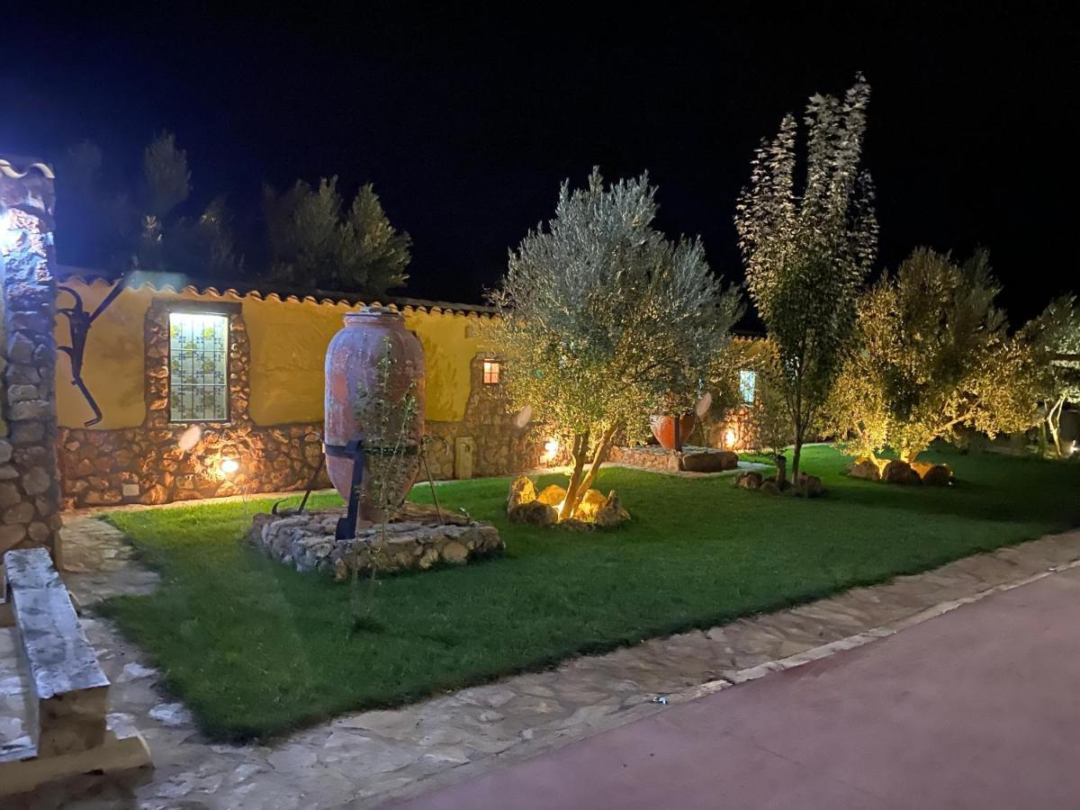 Cortijo Bustamante Guest House Baza Exterior foto